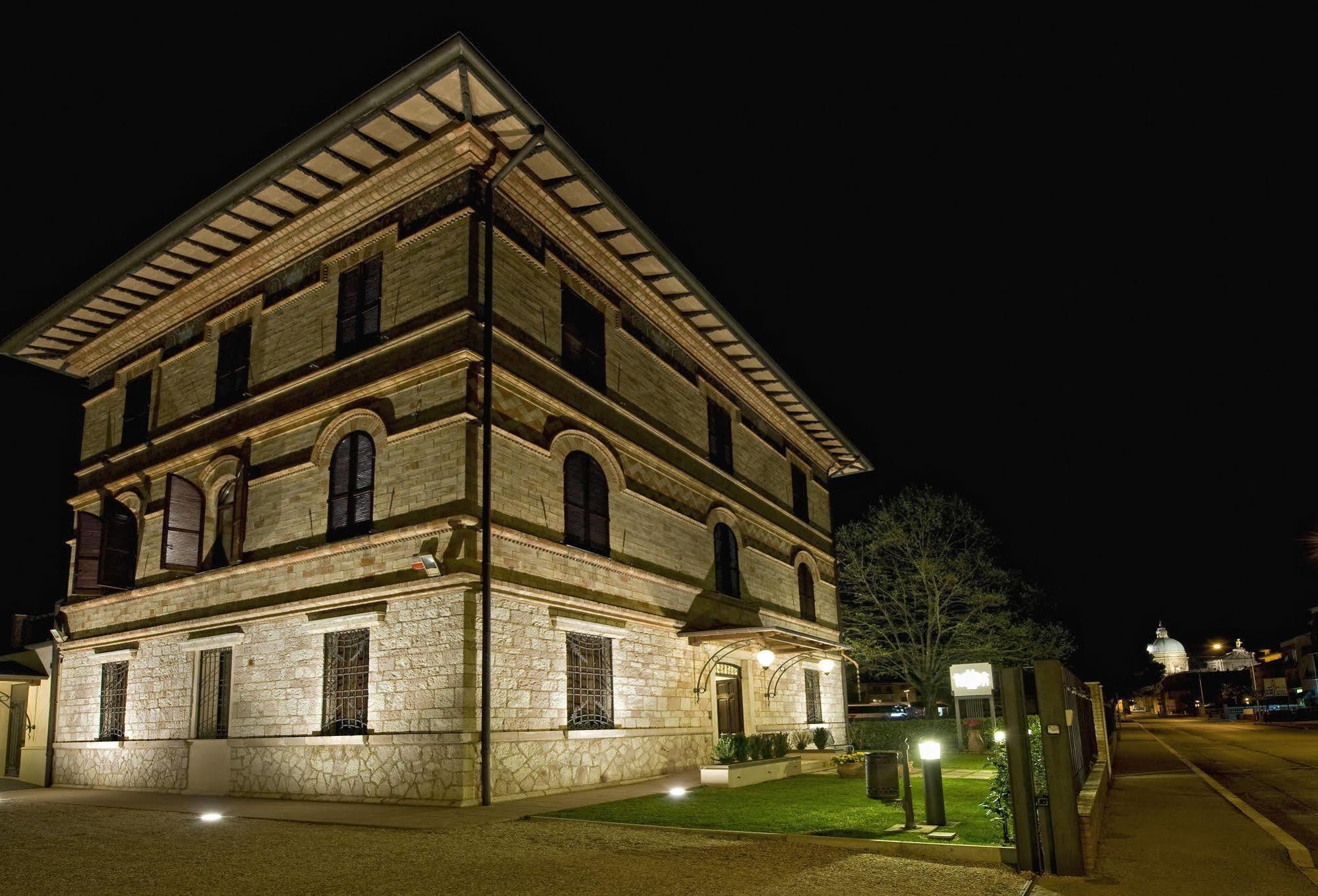 Villa Raffaello Park Hotel Assisi Esterno foto